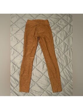 Bombshell Sportswear V Back Leggings